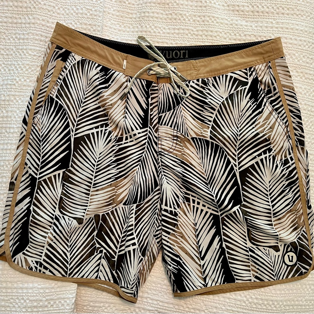 Vuori Black and Tan Board Shorts with Tropical Design